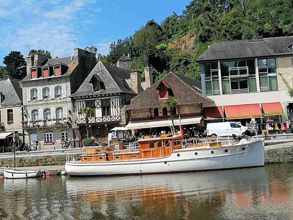 La Tocade Del Arte - Dinan