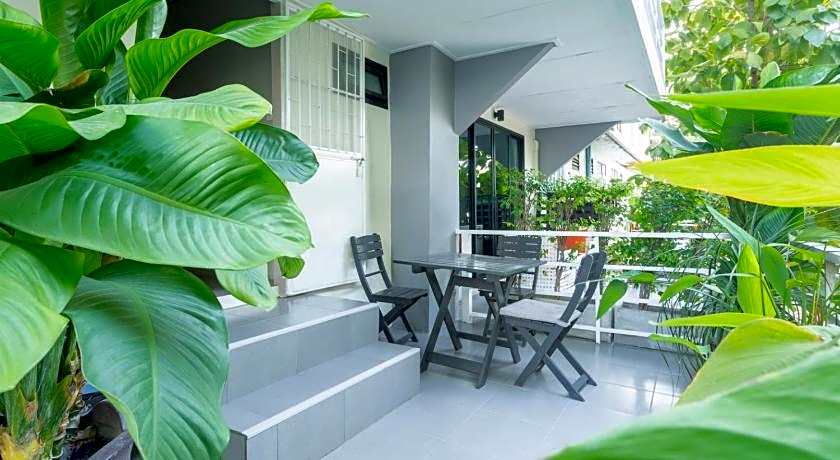 The Beach Cha Am Guest House