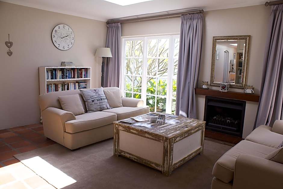 Whale Rock Luxury Lodge