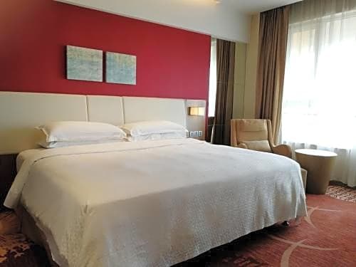 Four Points by Sheraton Tai'an