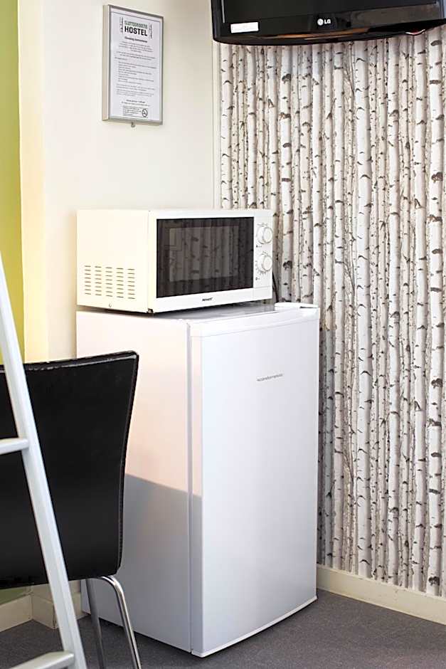 Slottsskogens Hostel