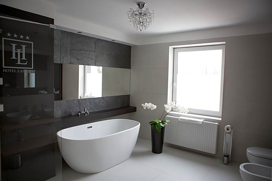 Hotel Lantier & Swimming Pool Zone