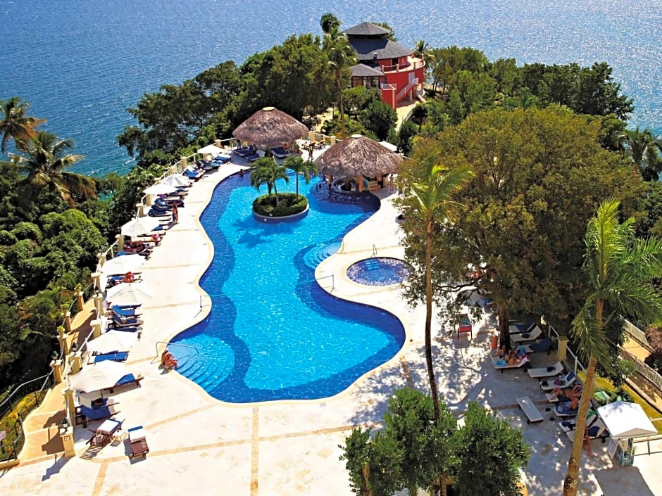 Bahia Principe Grand Cayacoa