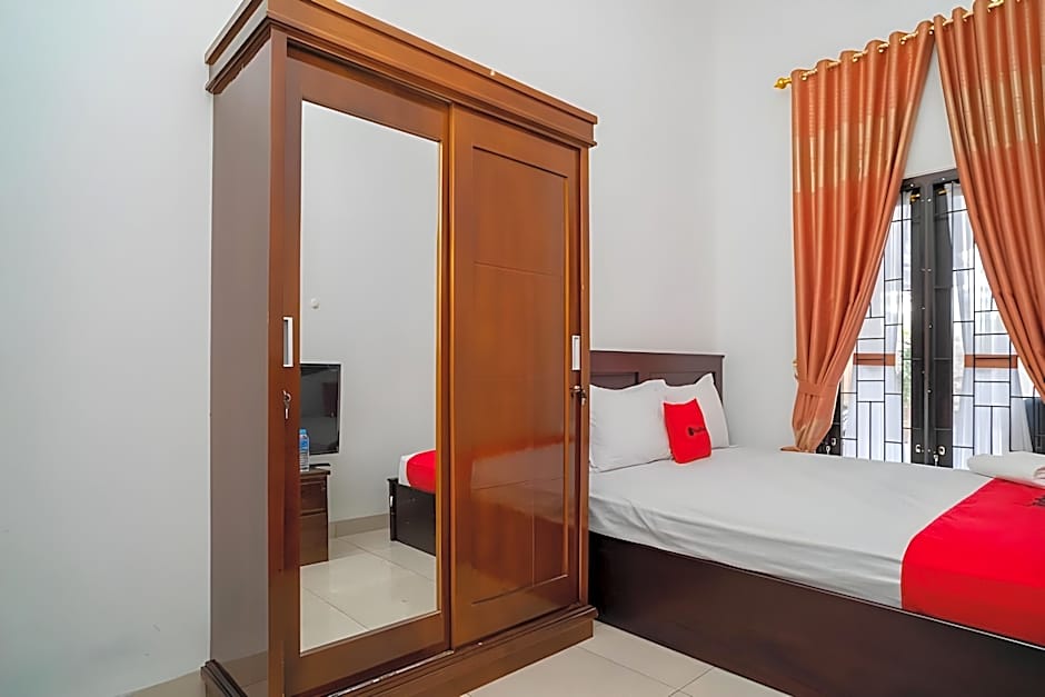 Wisma Az Zahra by Reddoorz – Palangkaraya, OK