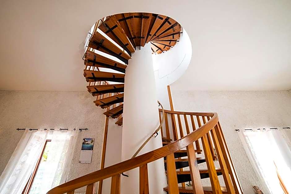 B&B Bouganville