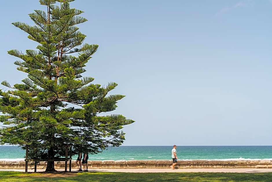 Manly Beach Guesthouse