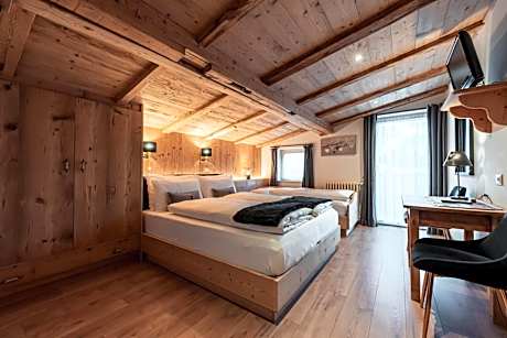 Triple Room with Balcony