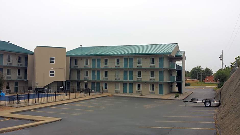 Days Inn Harrison – Harrison, AR