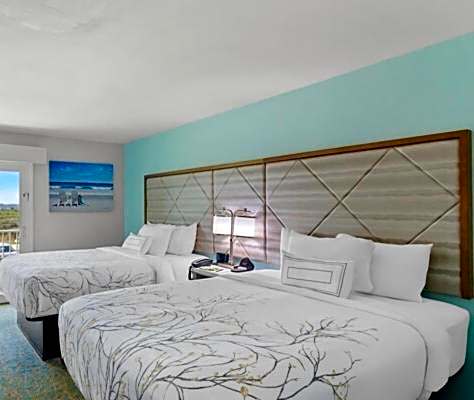 New 2025-Ocean Sands Beach Boutique Inn -Sauna and Saltwater-Mineral Pool until 4AM-Free Beach Bikes and Golf Carts for Famous 