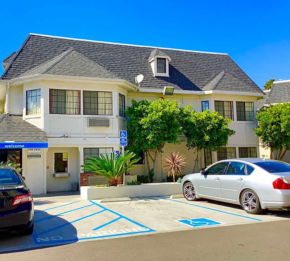 Carlsbad Village Inn – Carlsbad by the Sea, CA