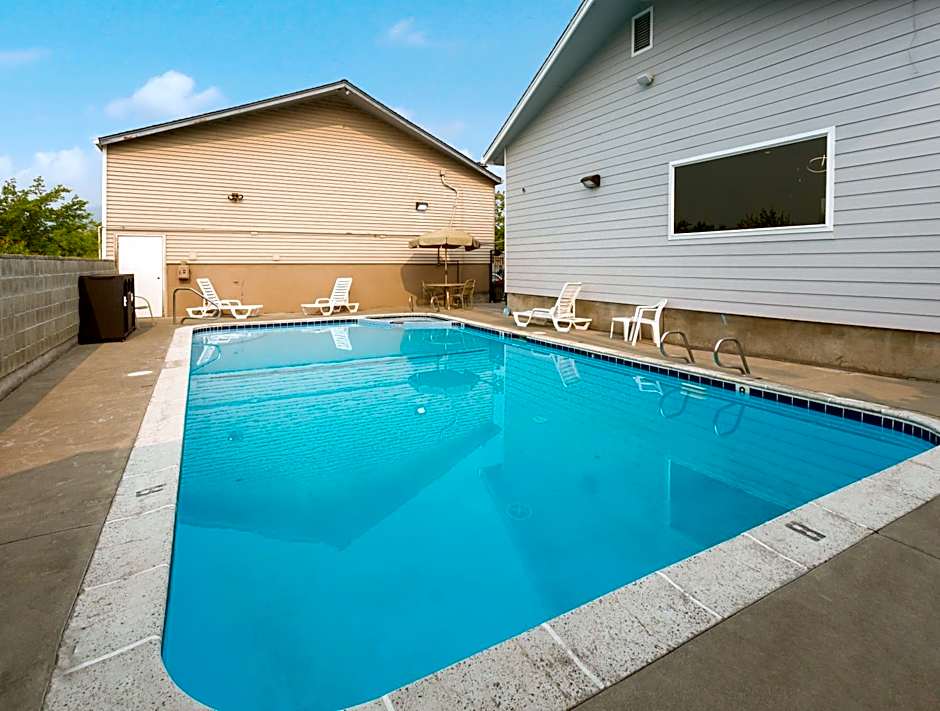 Red Lion Inn & Suites Grants Pass