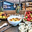 Hotel & Living Am Wartturm - Hotel & Apartments