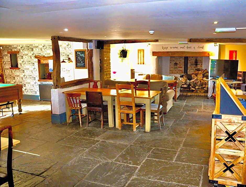 The Hollybush Inn and B&B