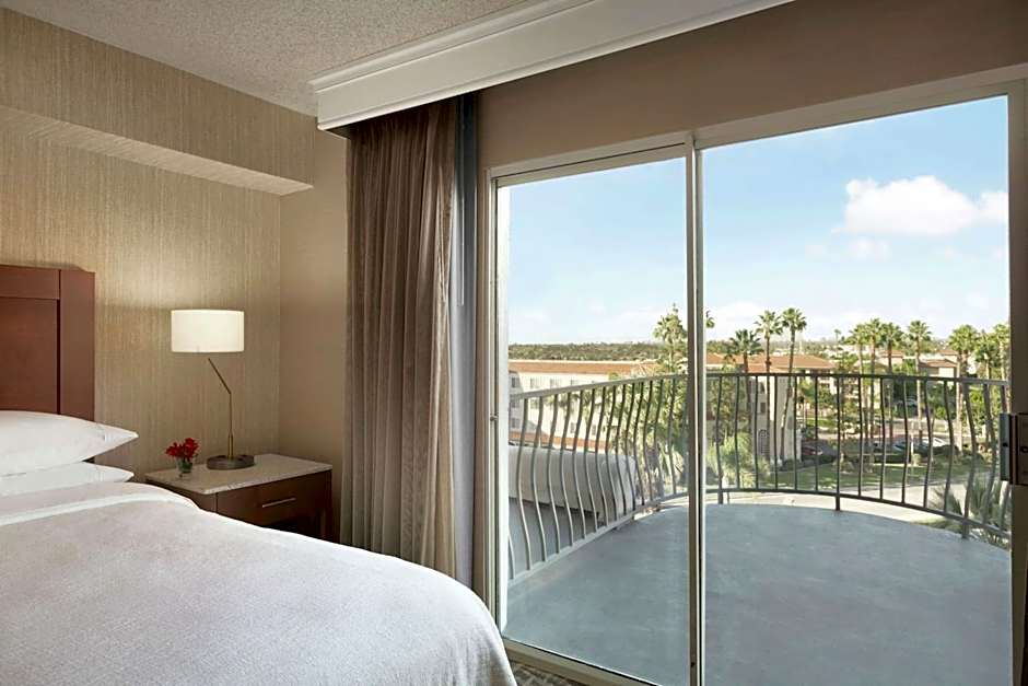 Embassy Suites by Hilton Santa Ana Orange County Airport