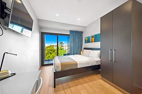 Studio 8 Residences - Adults Only