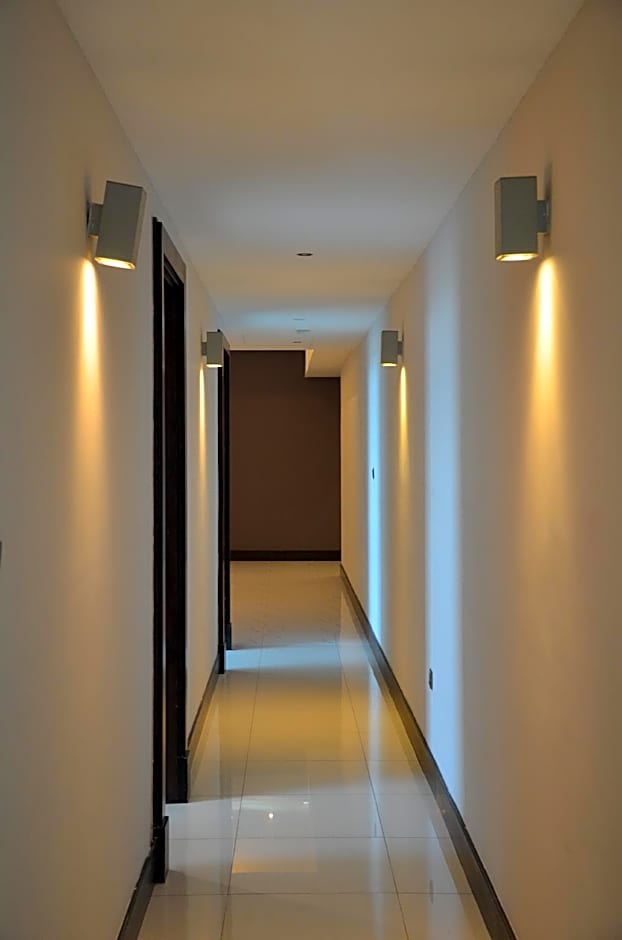 Photo 1 of 18 of 2 Bedroom Apartment