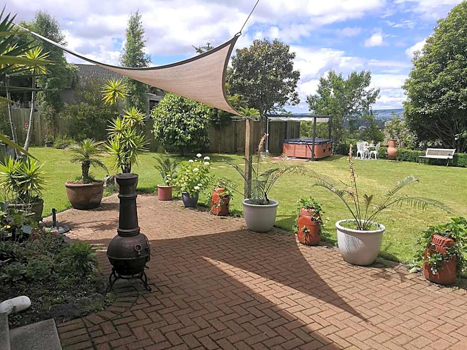Geyser Lookout BnB