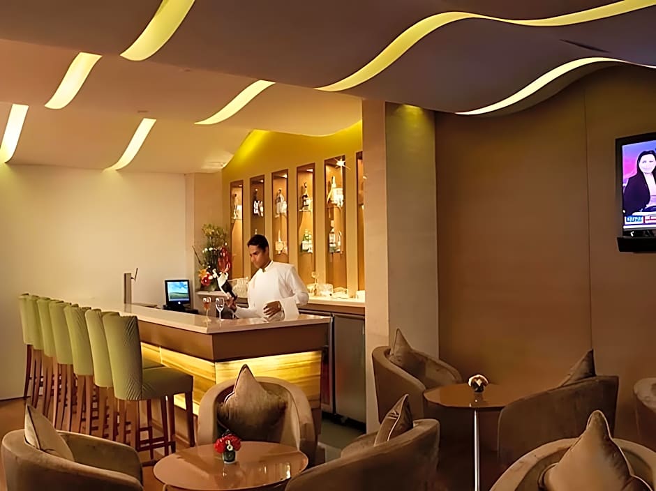 Adarsh Hamilton Hotel