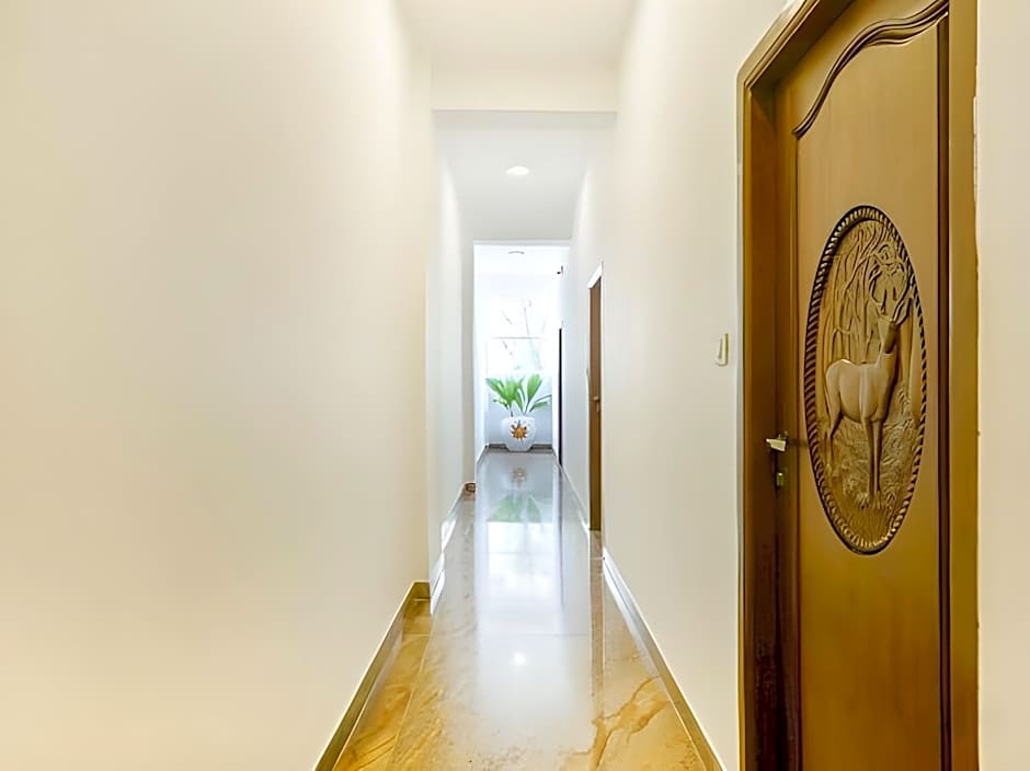 Treebo Grace Inn, 3 Min Walk From Promenade Beach