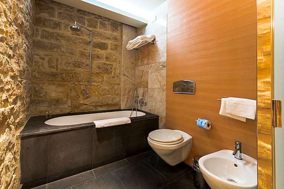 El Homs Palace Hotel