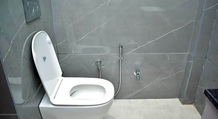 Qotel Hotel Signature BNB-Ashok Vihar