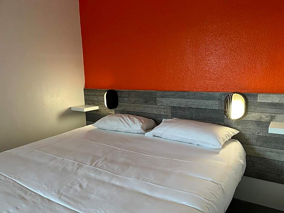 Kyriad Direct Macon Sud