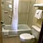 Days Inn & Suites by Wyndham Wichita