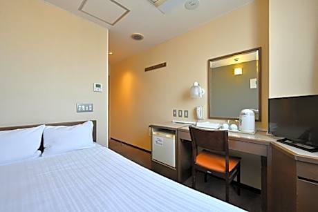 Double Room with Small Double Bed - Non-Smoking