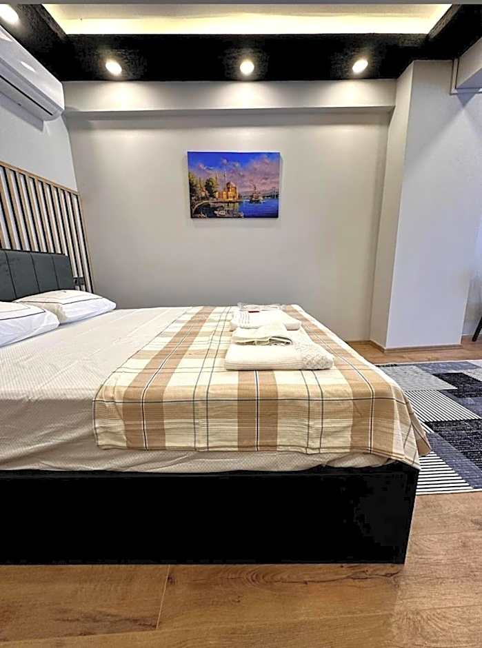 The Port Palace Hotel