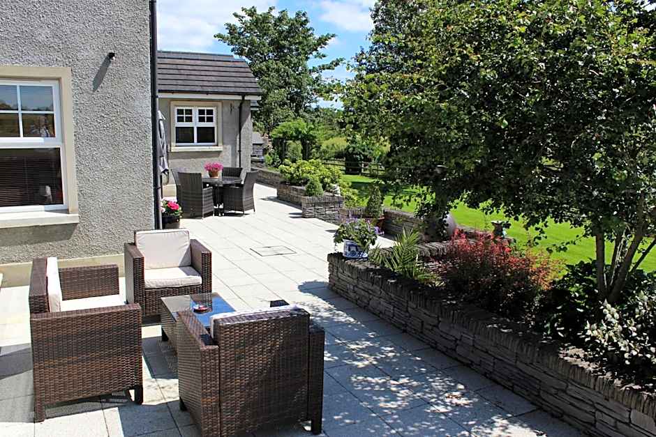 Crowfield Country House