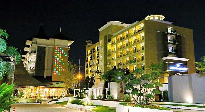 Crystal Palace Luxury Hotel Pattaya