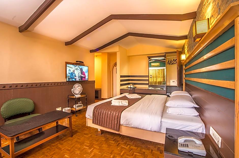 Hotel Hilltop Towers