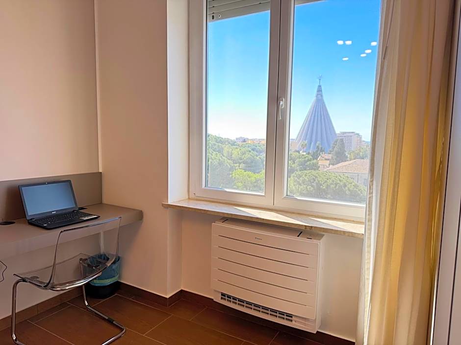 Panoramic Rooms