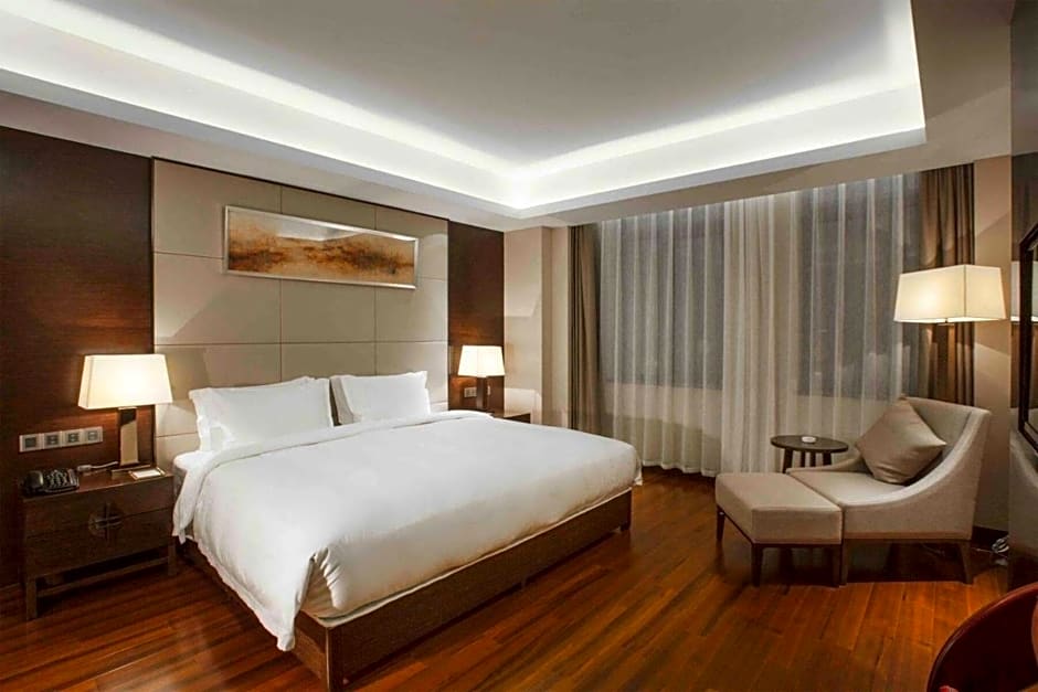 Ramada Plaza by Wyndham Xi'an South