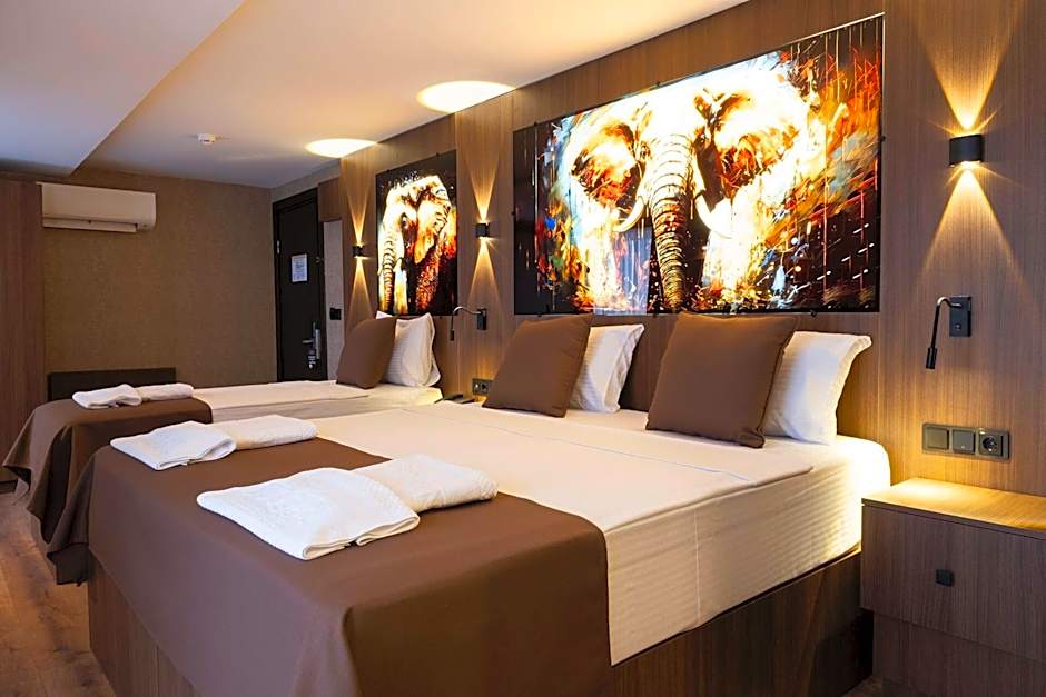 Duqqan Deluxe Hotel
