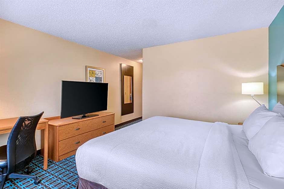 SureStay by Best Western Mount Pleasant Racine