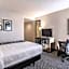 La Quinta Inn & Suites by Wyndham Columbia Jessup