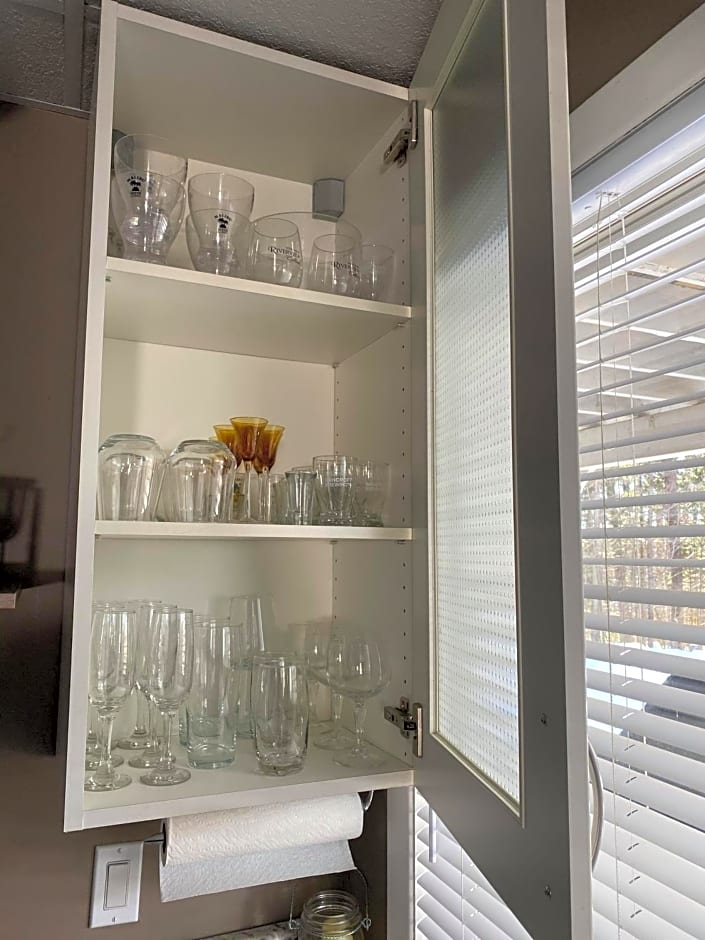 Suite in the Bush-Private Apartment