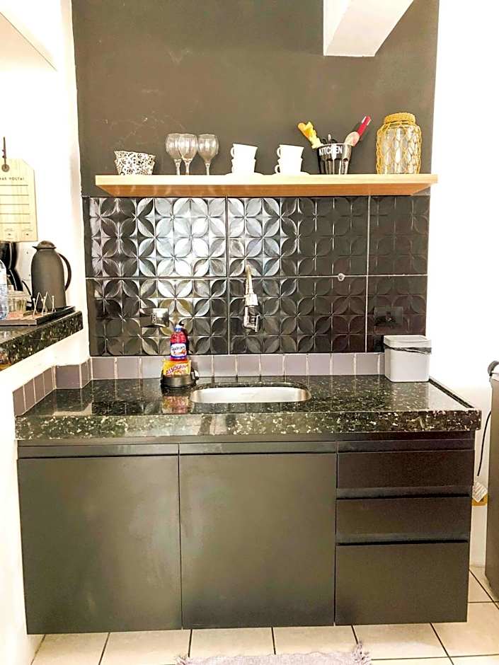 AMETISTA 2 - 101 · A-01: Apê equipado e estiloso na praia de Jatiúca