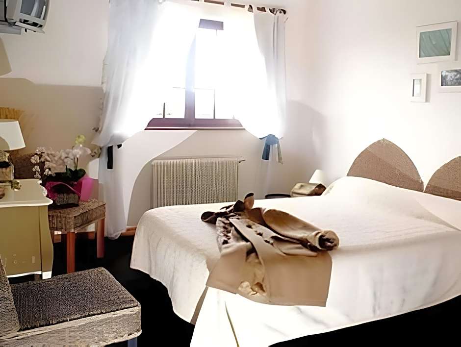 Logis Hotel Restaurant LE VIEUX FUSIL