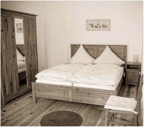 Balthasar Neumann Speiserei & Gästehaus - Zentrum Brühl -E-Ladestation, nähe Phantasialand