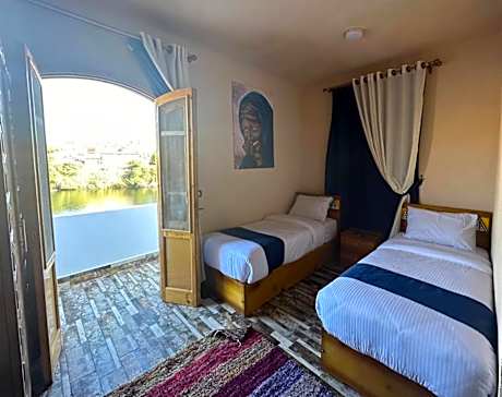 Standard Room Nile View