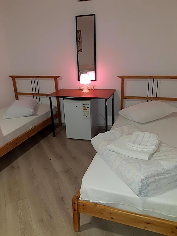 Carol 51 Hostel