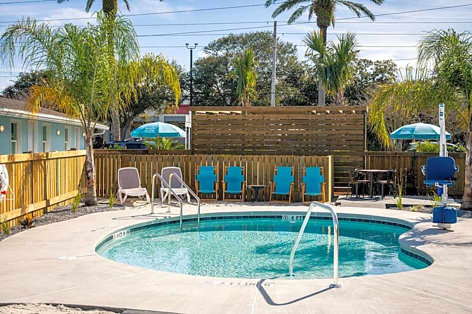 Salt Air Inn & Suites