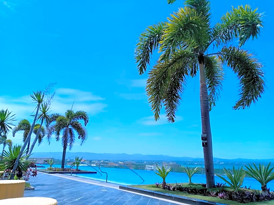 Mactan Newtown 8 boulevard Deluxe