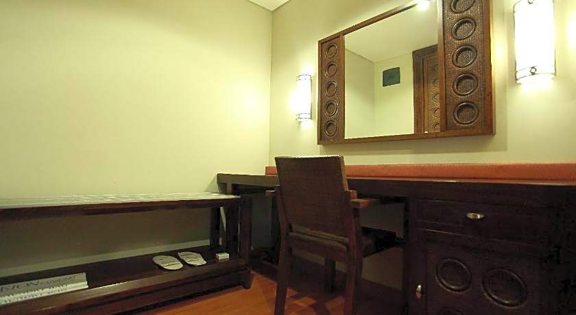 Aston Tanjung City Hotel