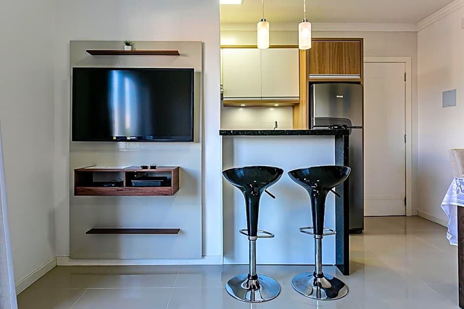 Ao lado Costão do Santinho. Churrasqueira - SBR304