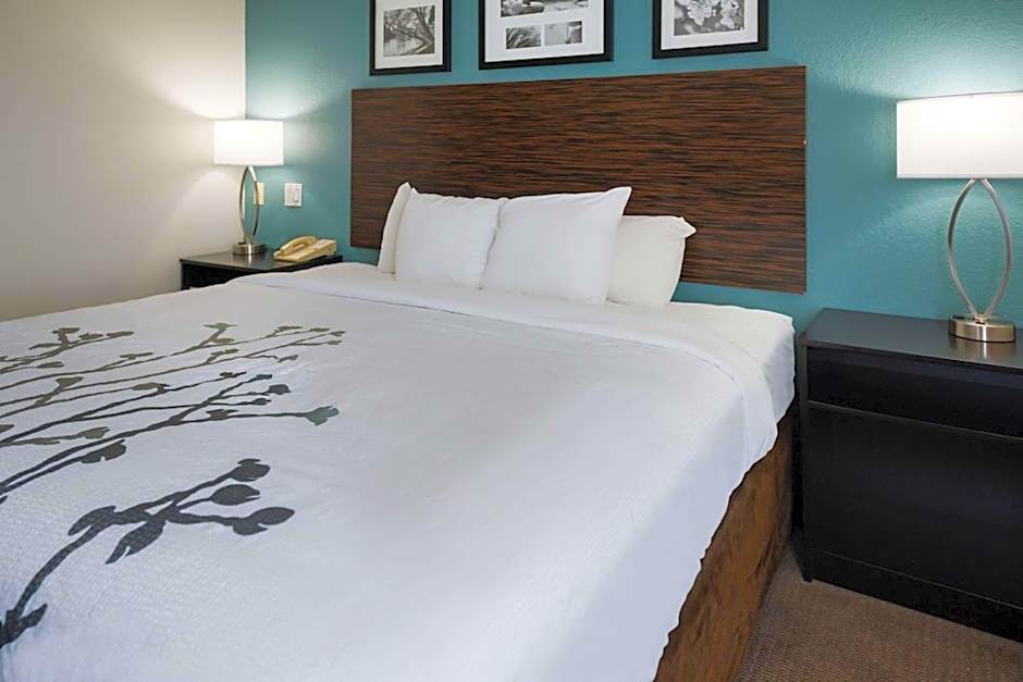 Sleep Inn & Suites Port Clinton