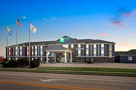 Holiday Inn Express Hotel & Suites Bloomington-Normal University Area By IHG