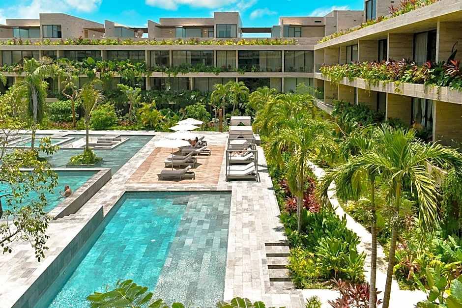 Mistiq Tulum